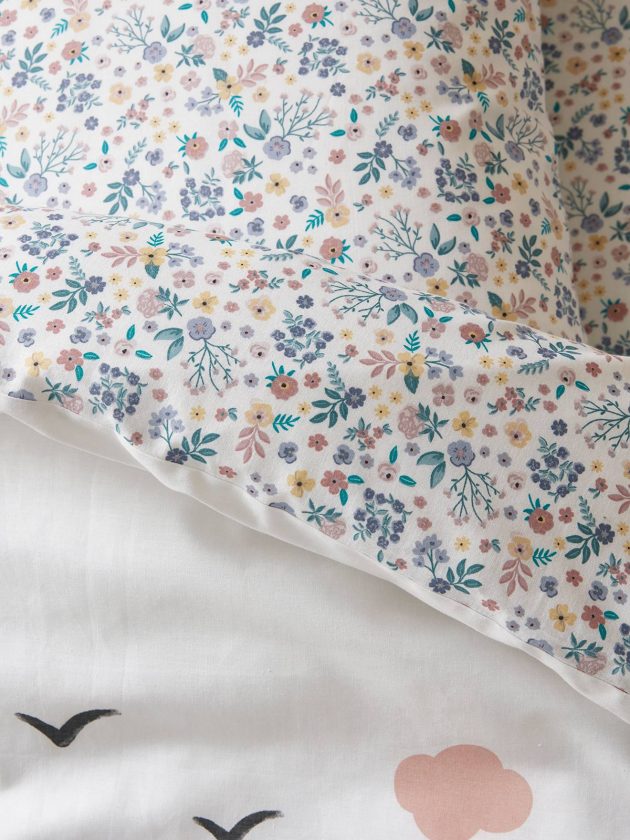 parure-housse-de-couette-taie-doreiller-enfant-place-du-lilas-lullaby