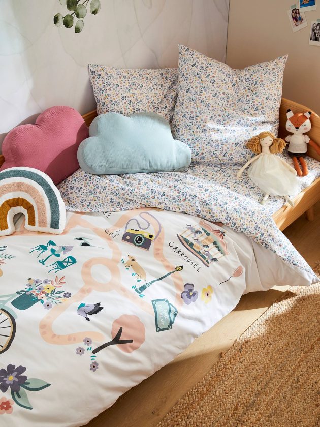 parure-housse-de-couette-taie-doreiller-enfant-place-du-lilas-lullaby